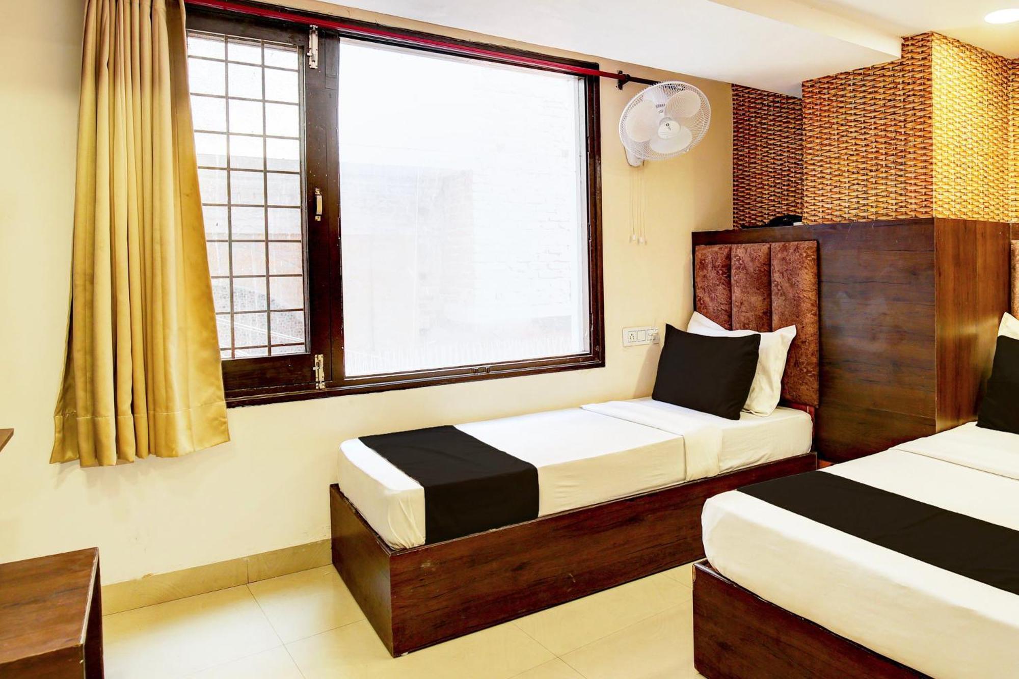 Hotel O Pink Residency Amritsar Esterno foto